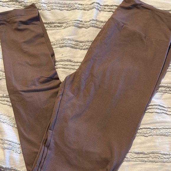 LuLaRoe Brown Leggings - Picture 1 of 1